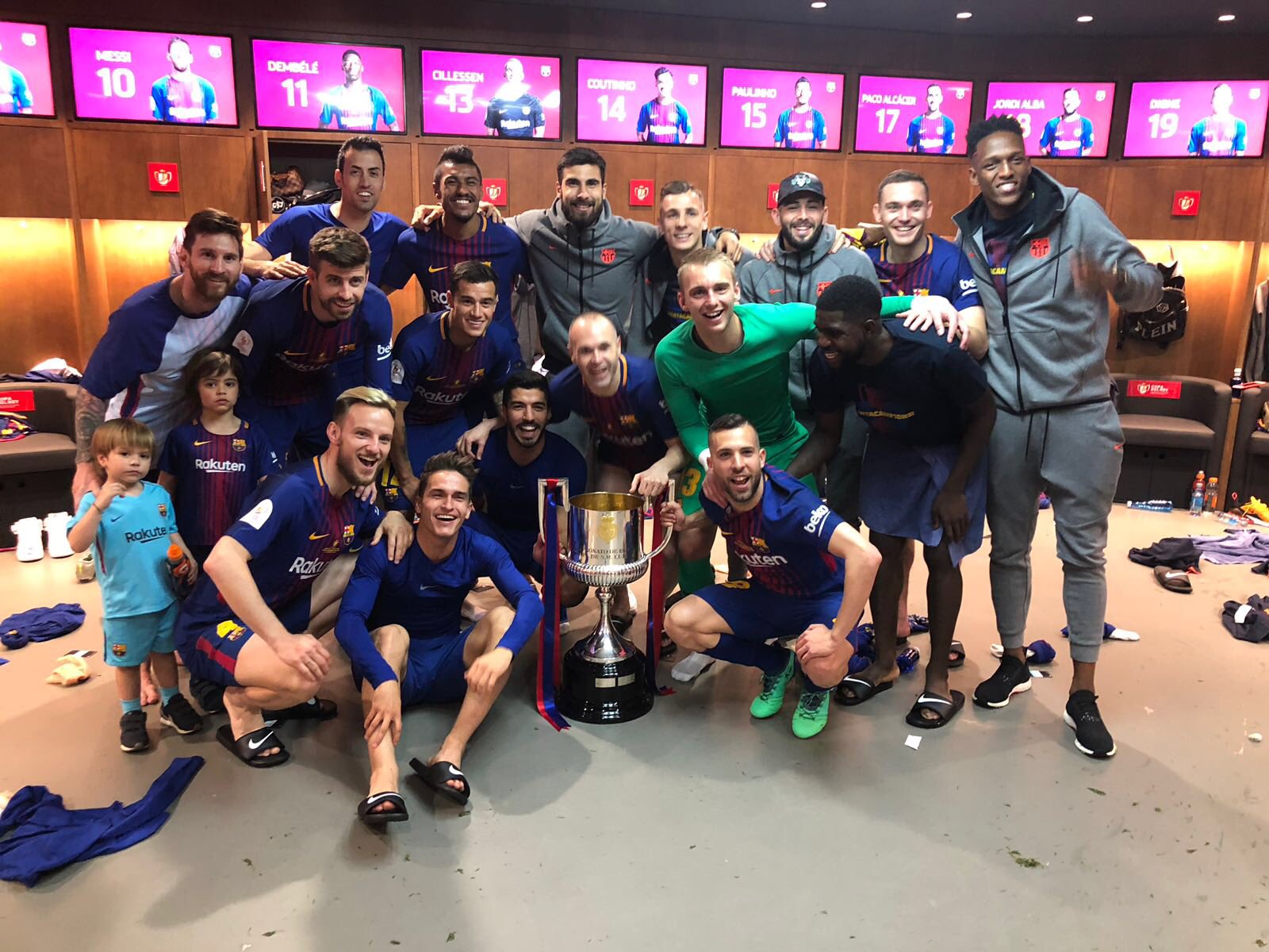 Награждание и празднование после победы в Кубке Испании